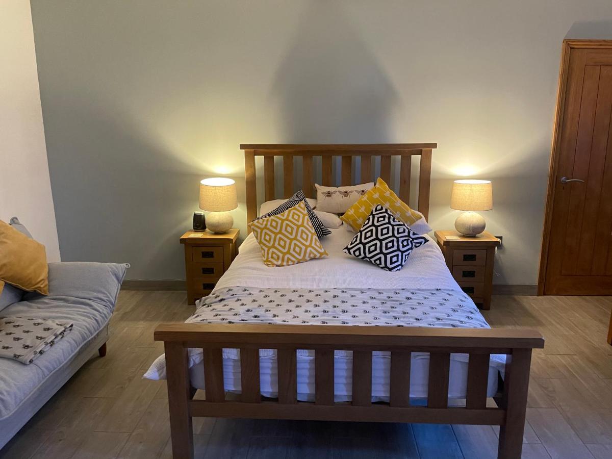 Bumble Barn Bed & Breakfast North Walsham Exterior photo