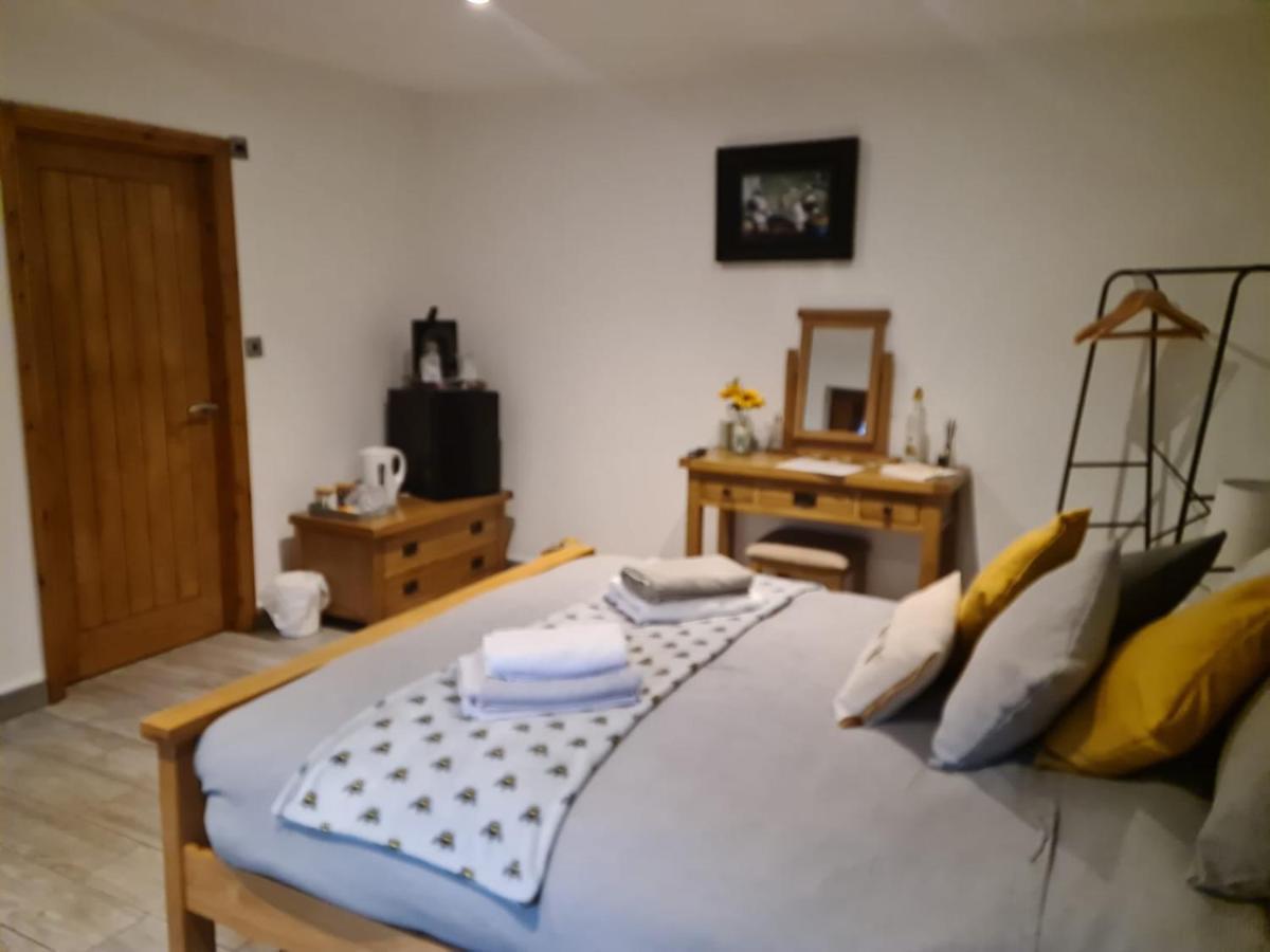 Bumble Barn Bed & Breakfast North Walsham Exterior photo